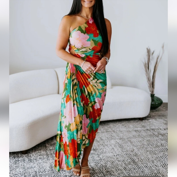 NWT Multicolor Rio Floral Pleated One Shoulder dress small $75 Dress Forum - Picture 8 of 12